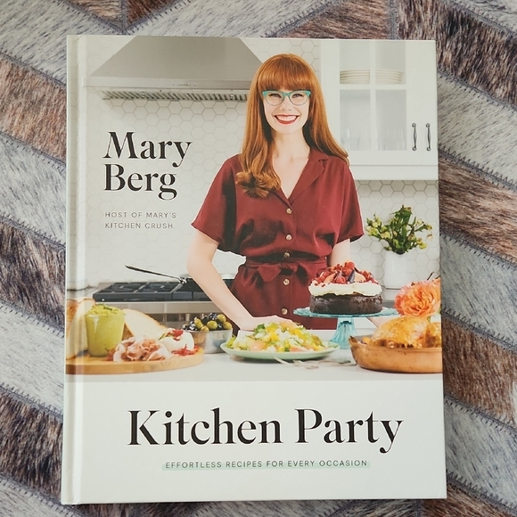 Harcover Kitchen Party Cookbook - Picture 1 of 11